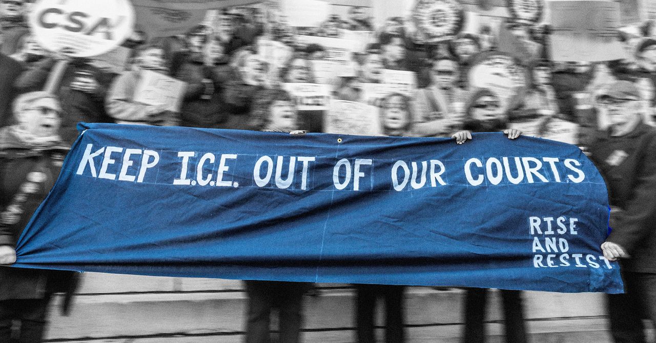 O gelo reduz silenciosamente as regras para ataques do tribunal