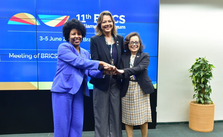 Mulheres parlamentares querem ser ouvidas na busca de solução para os desafios globais – Notícias