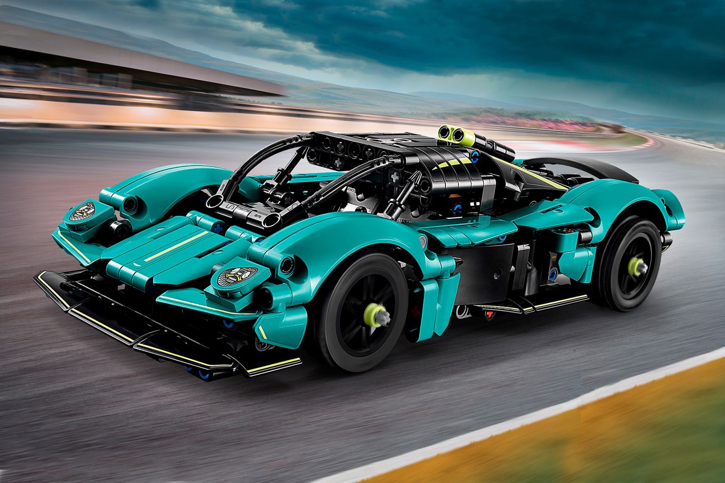 Confira o lego Technic Aston Valkyrie
