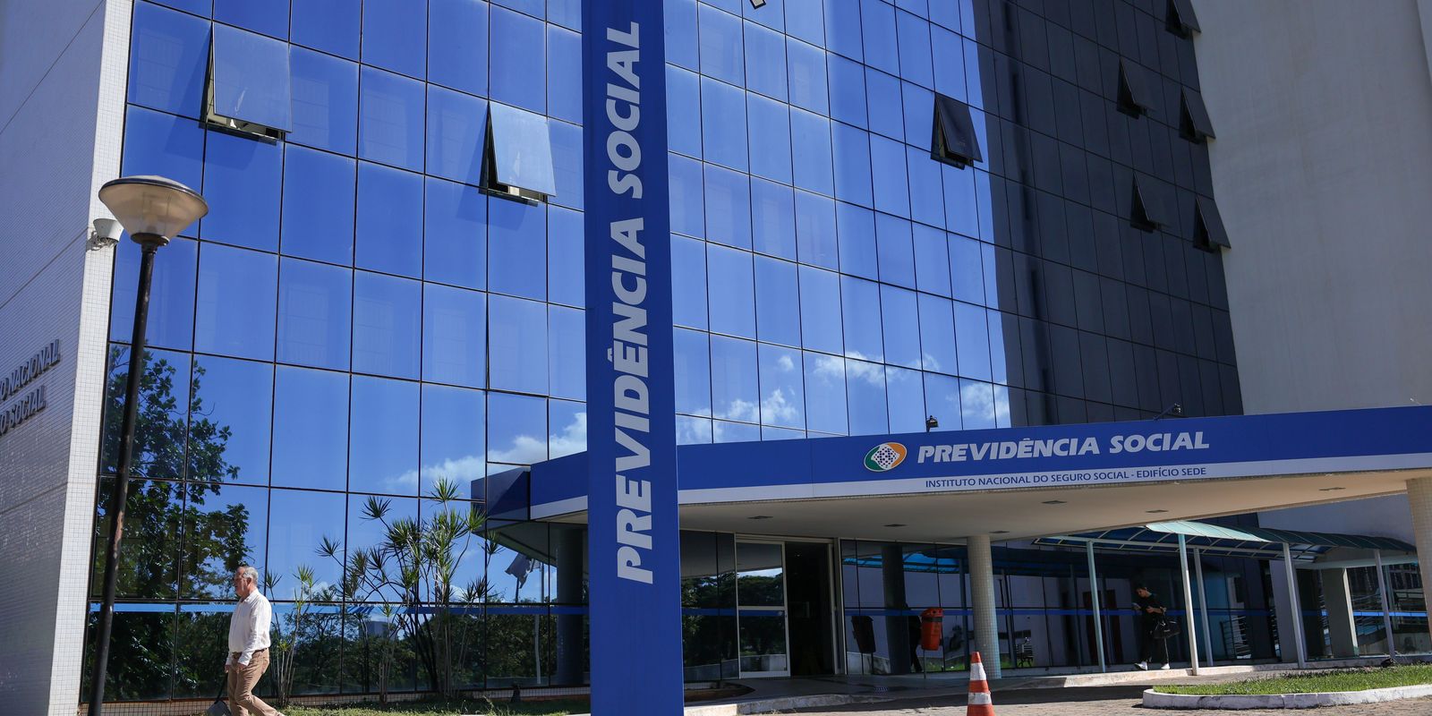 STF homologa plano do INSS para devolução de descontos ilegais 