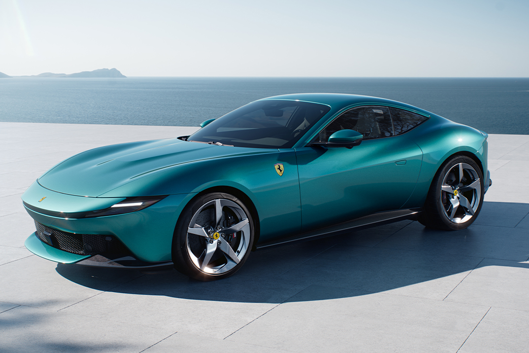 O 2027 Ferrari Amalfi Packs 631 HP e retorna esse icônico botão de início vermelho