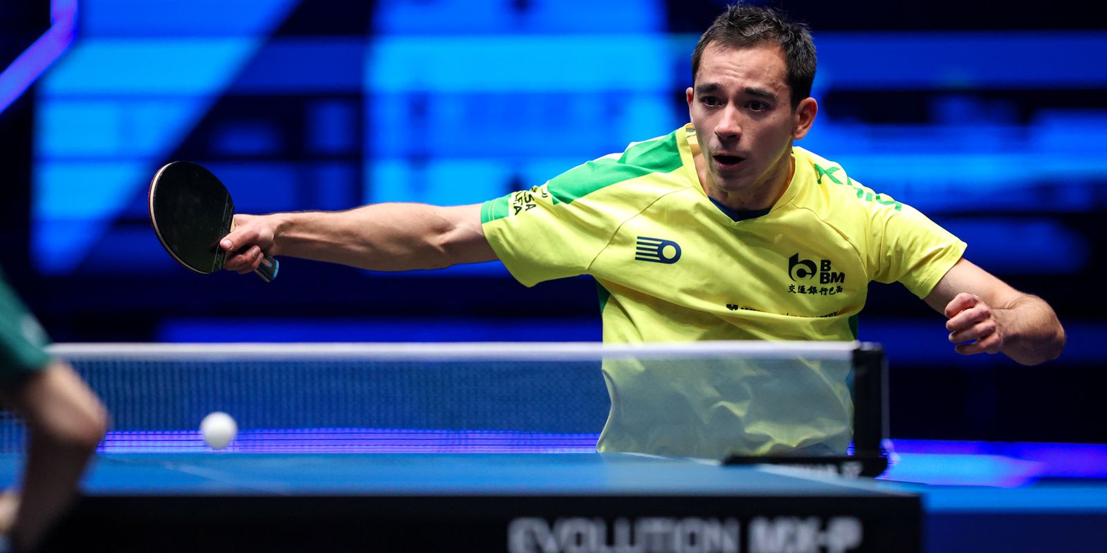 Hugo Calderano estreia com vitórias no WTT Smash de Singapura