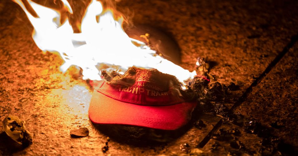 Não é apenas Epstein. Maga está zangado com muitas coisas