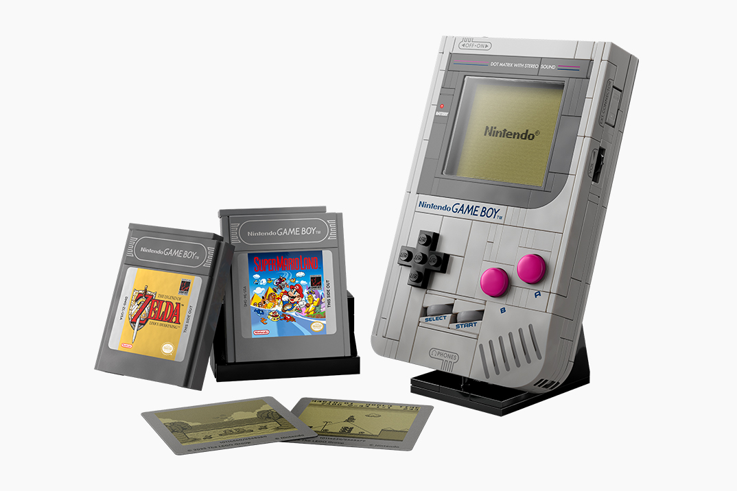 O jogo de garoto de Lego’s Game é uma réplica de 1: 1 em escala do console de jogos portáteis de 1989