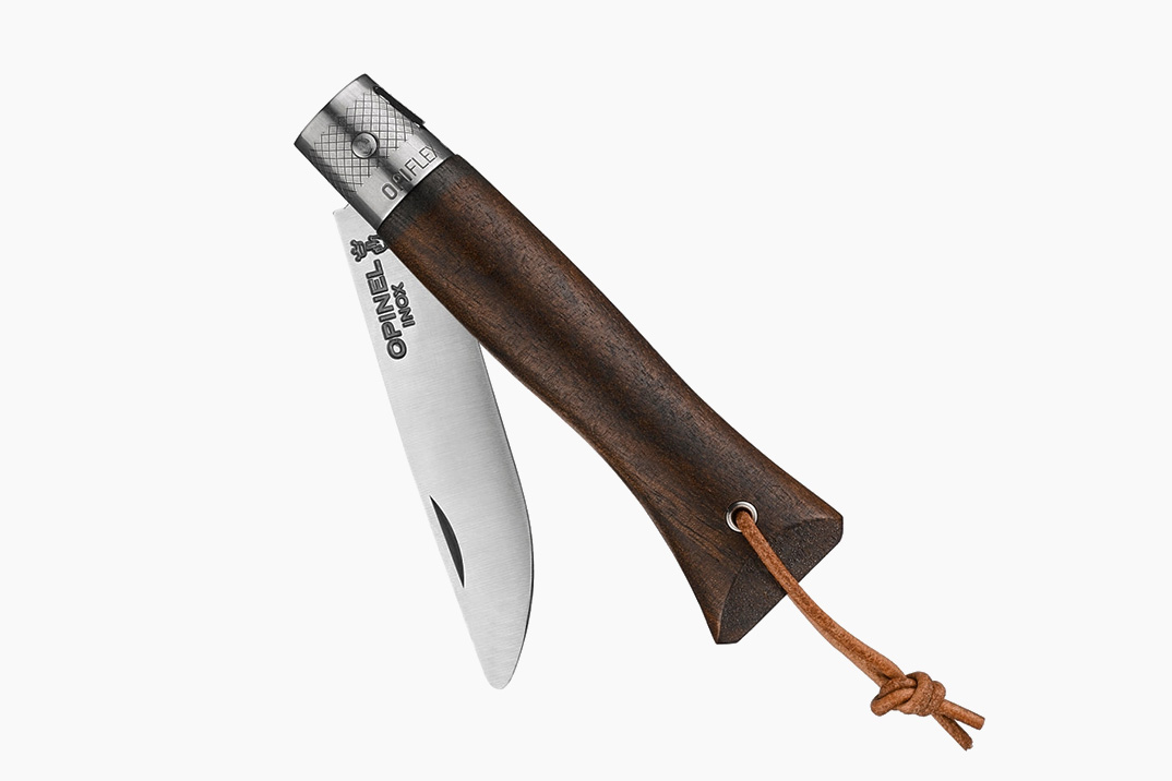 Opinel quebra sete décadas de tradição com a revolucionária faca Néo6 carregada de primavera