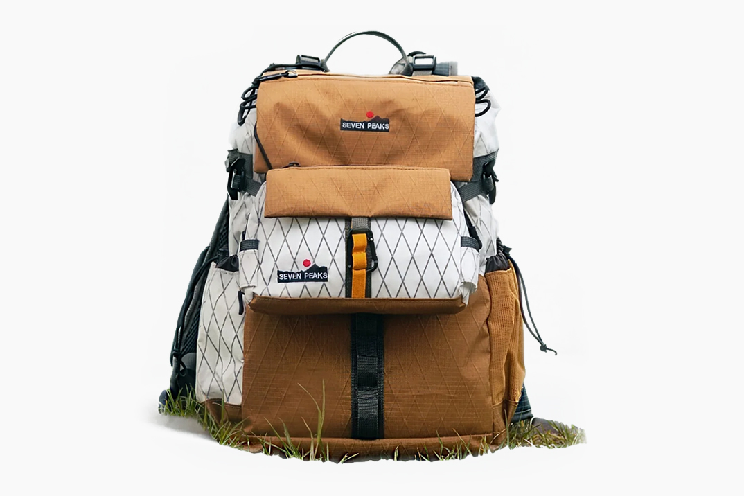 Modular de Seven Peaks Backpack All Versions vem com um pacote de fanny integrado
