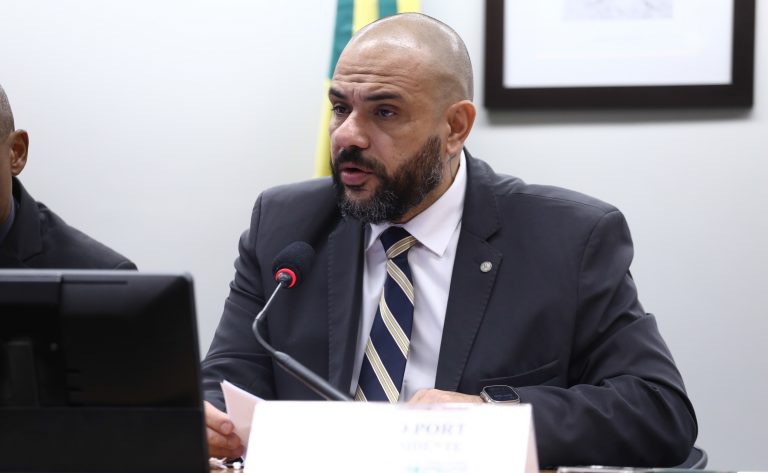 Comissão aprova criação de programa de letramento digital para pessoas idosas – Notícias