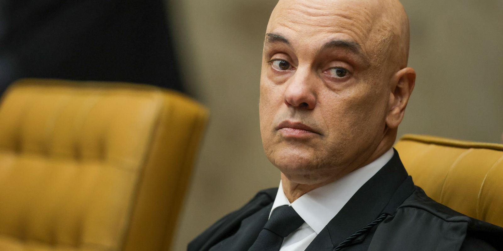 “Não há chance de recuar um milímetro”, diz Moraes ao Washington Post