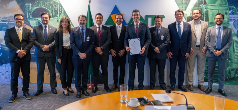 ANTT celebra assinatura de termo aditivo de repactuação que garante R$ 10,3 bilhões em investimentos na BR-101/ES/BA — Agência Nacional de Transportes Terrestres