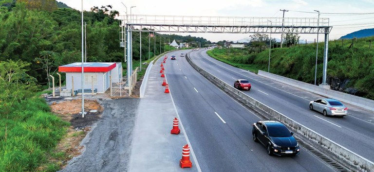 Pedágio sem parada: ANTT reabre consulta sobre Sistema de Livre Passagem (Free Flow) em rodovias federais — Agência Nacional de Transportes Terrestres