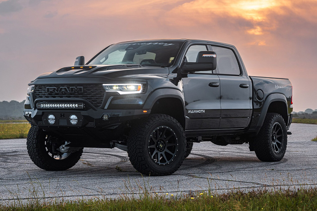 Mammoth 700 de Hennessey revive o Spirit TRX com 700 cavalos twin-turbo