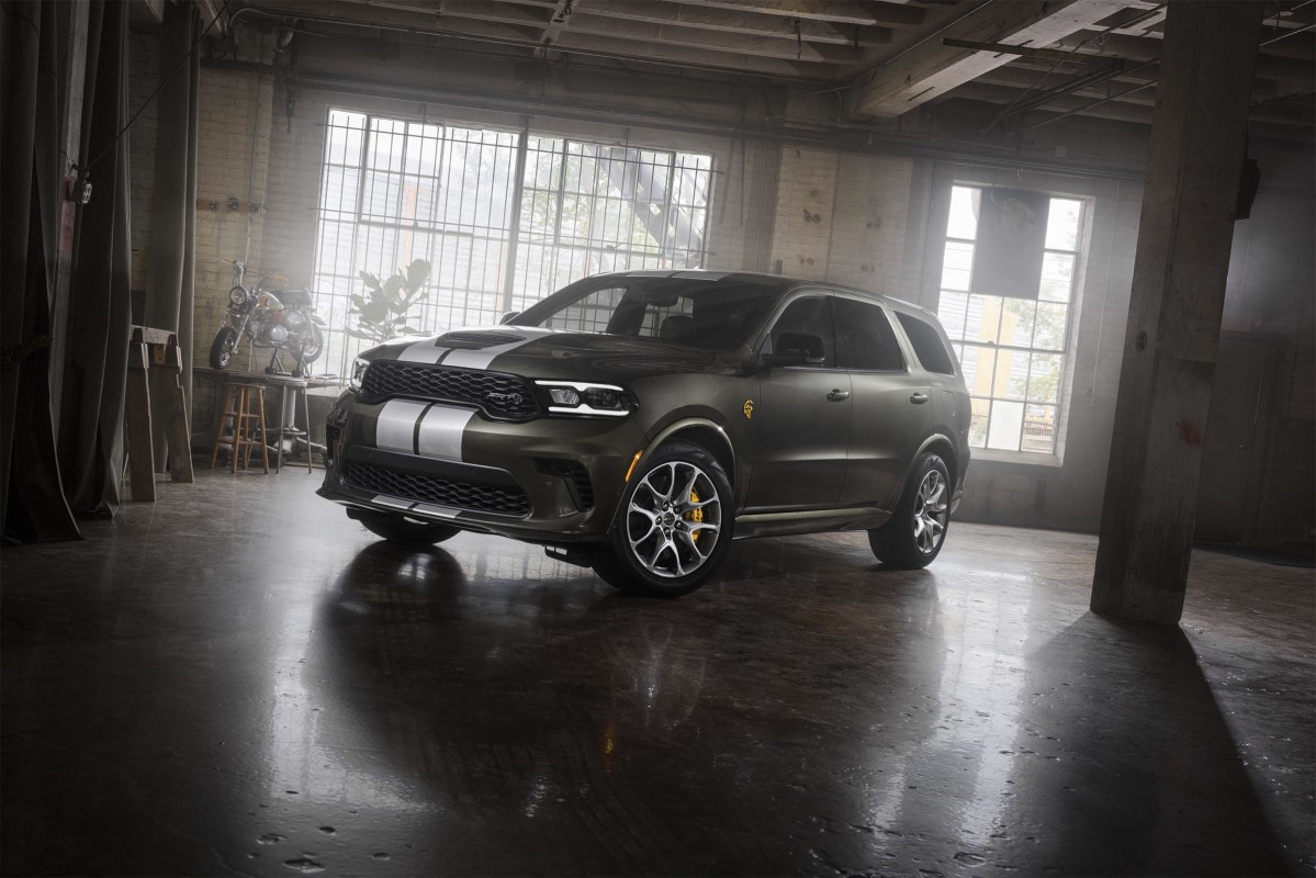 710-HP Hellcat ruge em 2026 Dodge Durango-com 6 milhões de combos personalizados