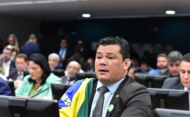 Conselho de Ética analisa processos contra os deputados Gilvan da Federal e André Janones – Notícias