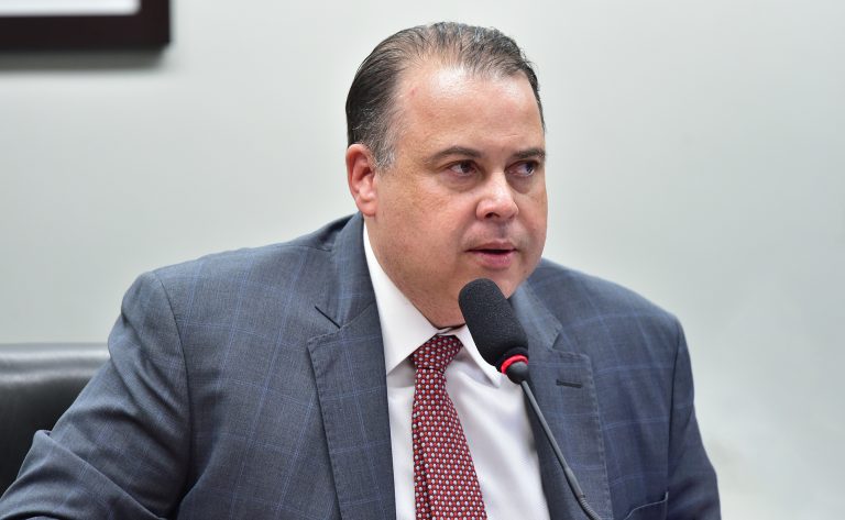 Comissão aprova prorrogação de incentivos para internet das coisas e antenas via satélite – Notícias