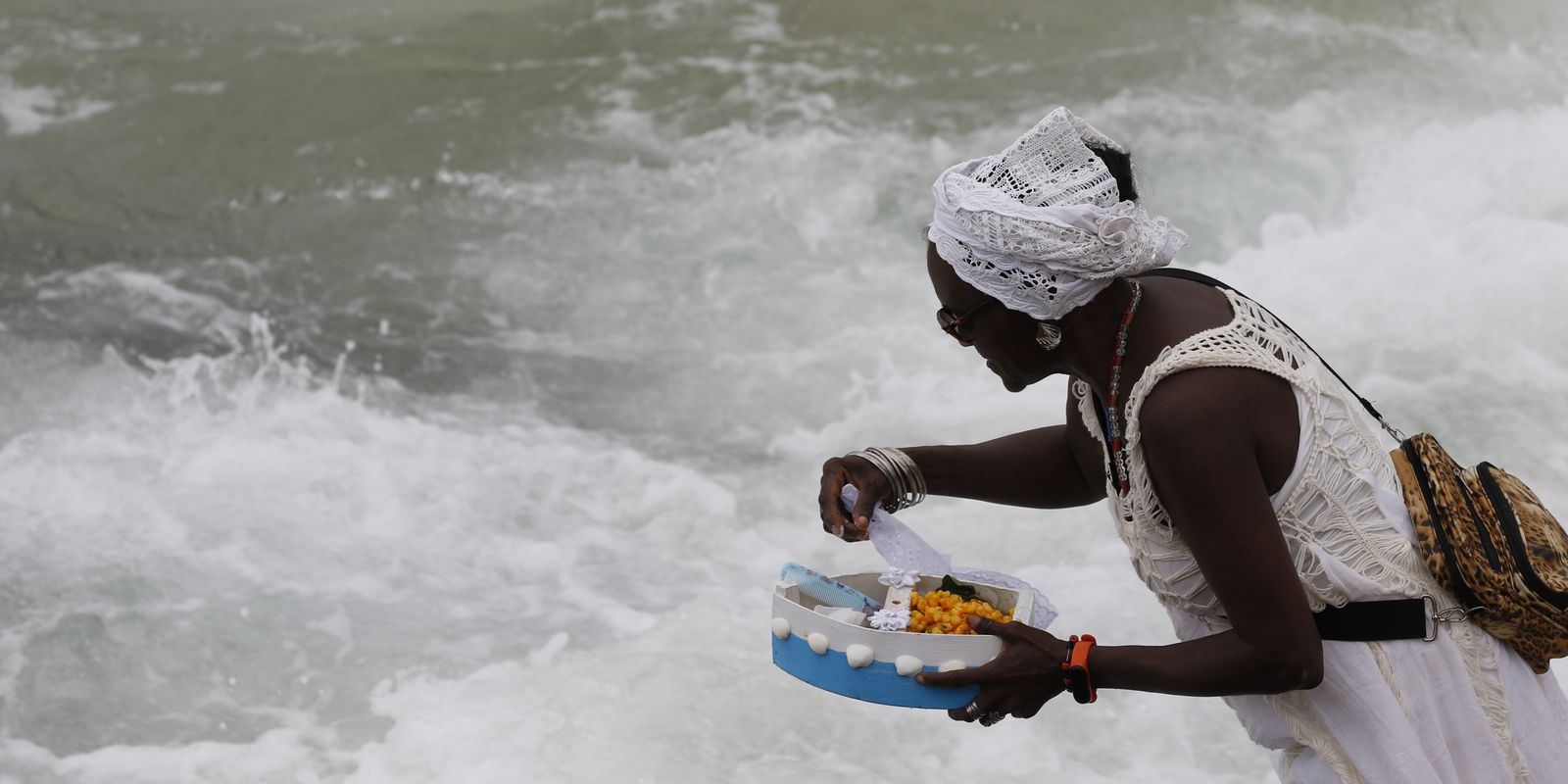 Fortaleza tem festa em homenagem a Iemanjá nesta sexta-feira (14)
