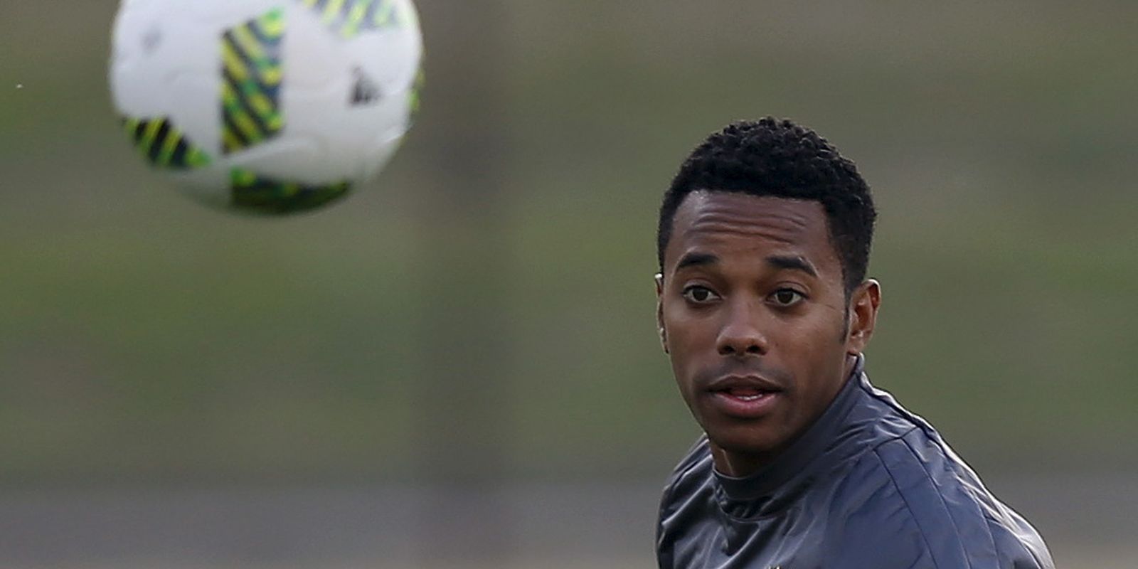 STJ mantém Robinho preso no Brasil por estupro na Itália
