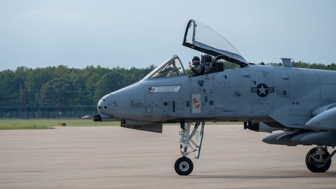 Maryland Ang diz adeus aos seus últimos A-10s