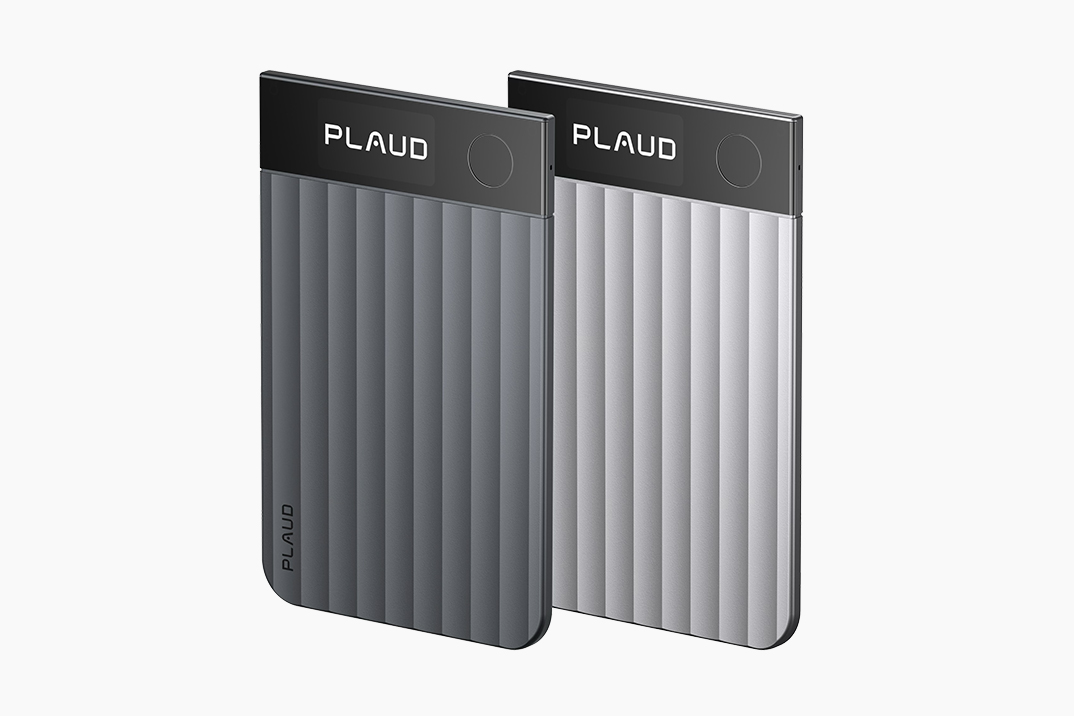 Note do Plaud Pro Reinvents AI anotações com um botão