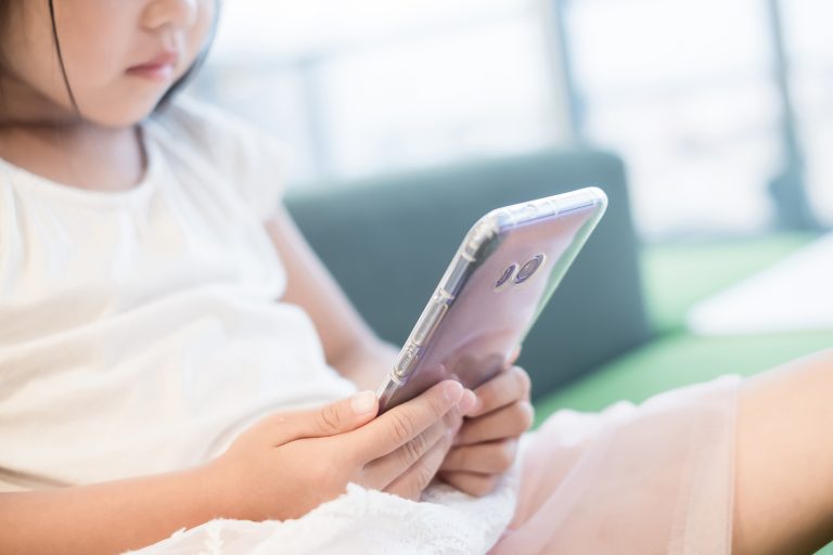 Grupo de trabalho debate verificação etária, publicidade, jogos e proteção da infância na internet – Notícias