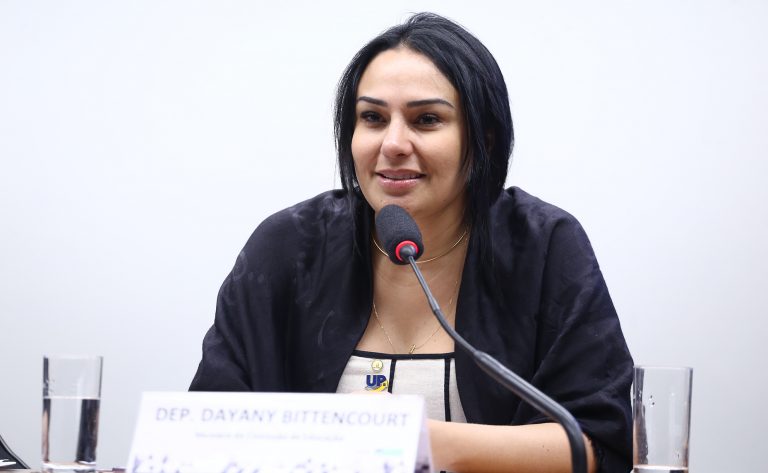 Comissão aprova multa para cobrança indevida de tarifa bancária de organizações sociais – Notícias