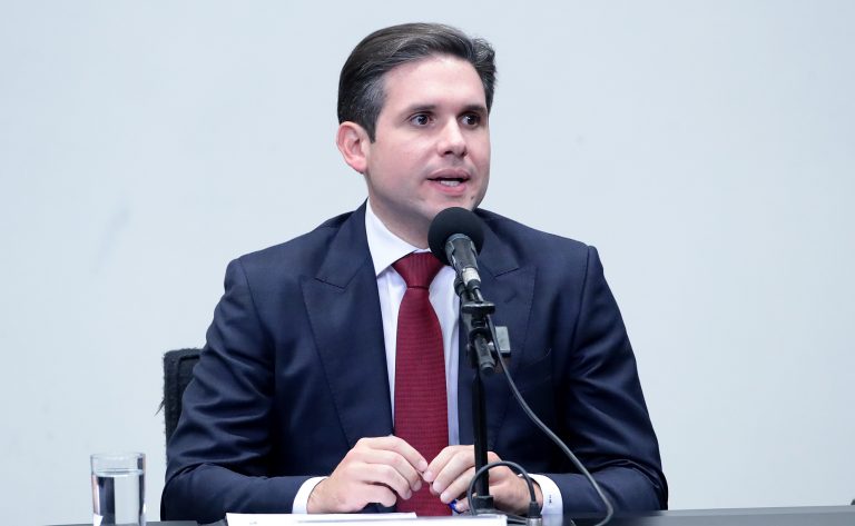 Motta anuncia a votação da PEC das Prerrogativas para hoje – Notícias