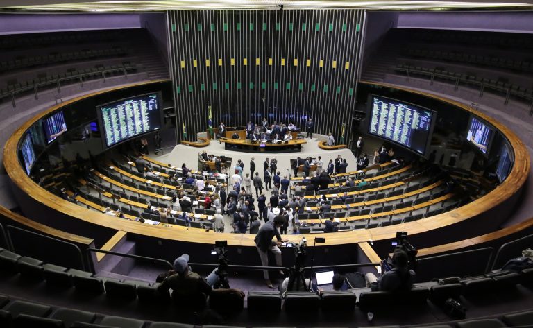 Câmara conclui a votação da PEC das Prerrogativas; proposta segue para o Senado – Notícias