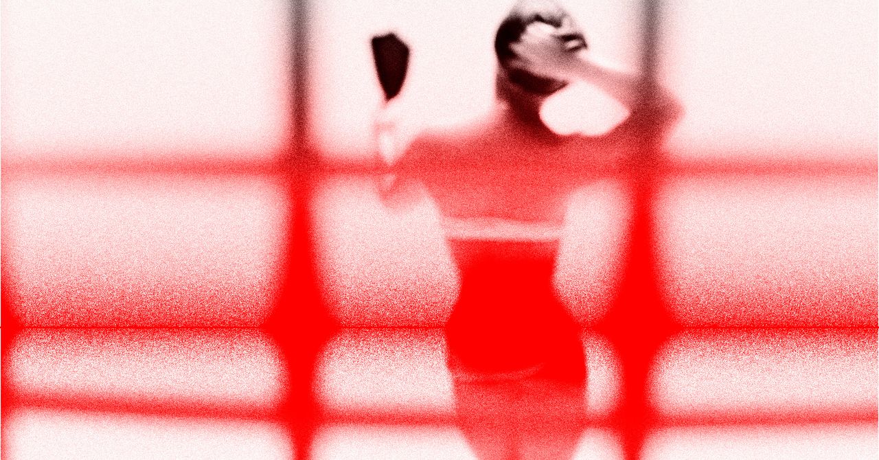 O spyware de sexção automatizada tira fotos de vítimas da webcam assistindo pornografia