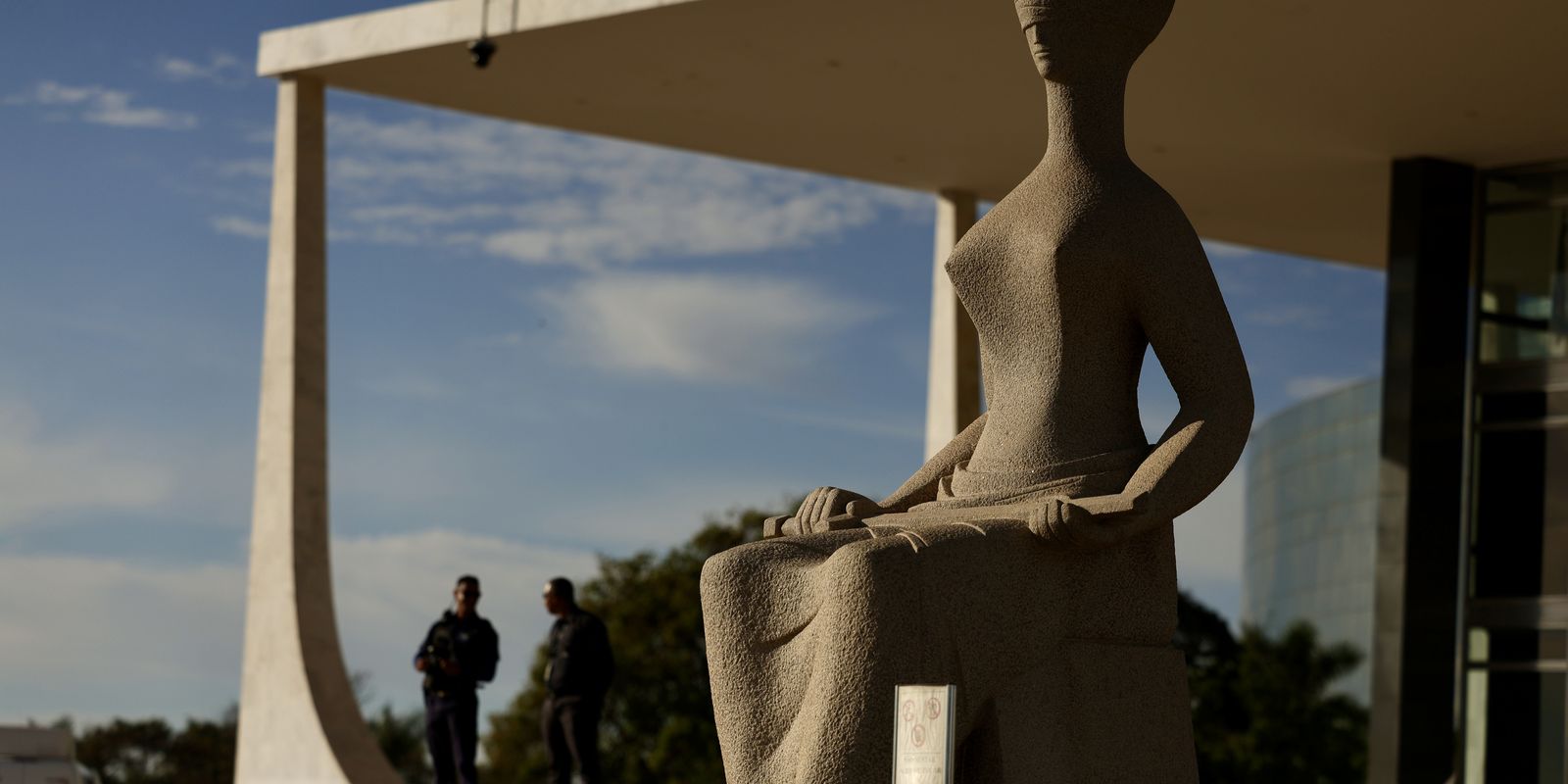 STF adia conclusão de julgamento sobre sigilo de buscas na internet