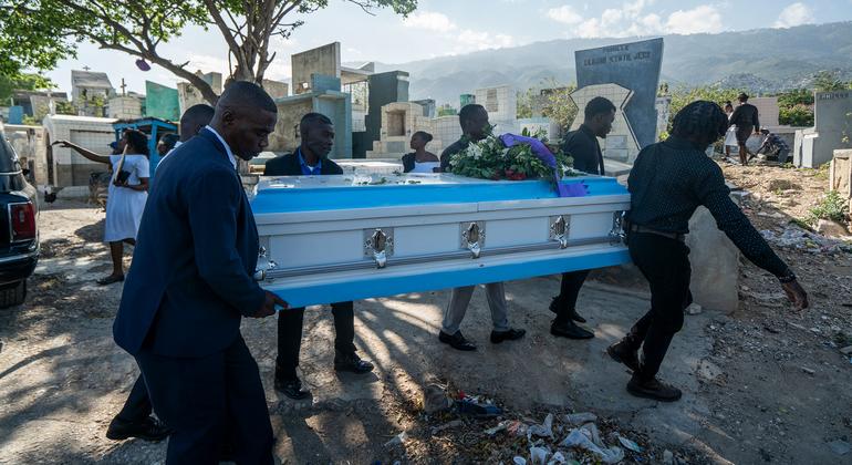 Apesar de embargo da ONU, até 500 mil armas seguem circulando pelo Haiti