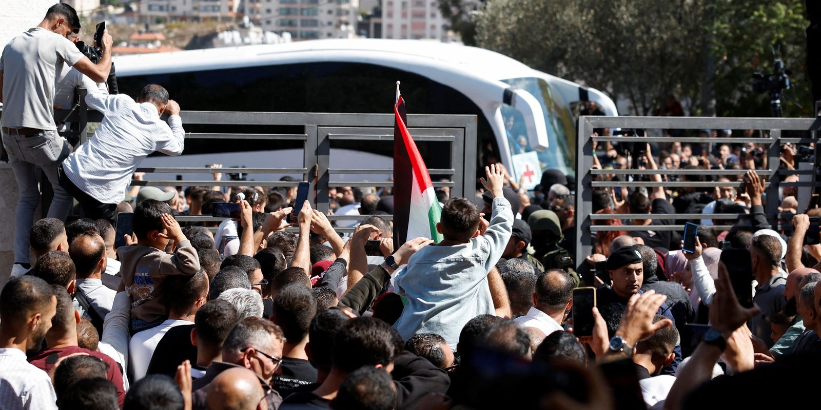 Representantes de Israel e Palestina no Brasil comentam plano de paz