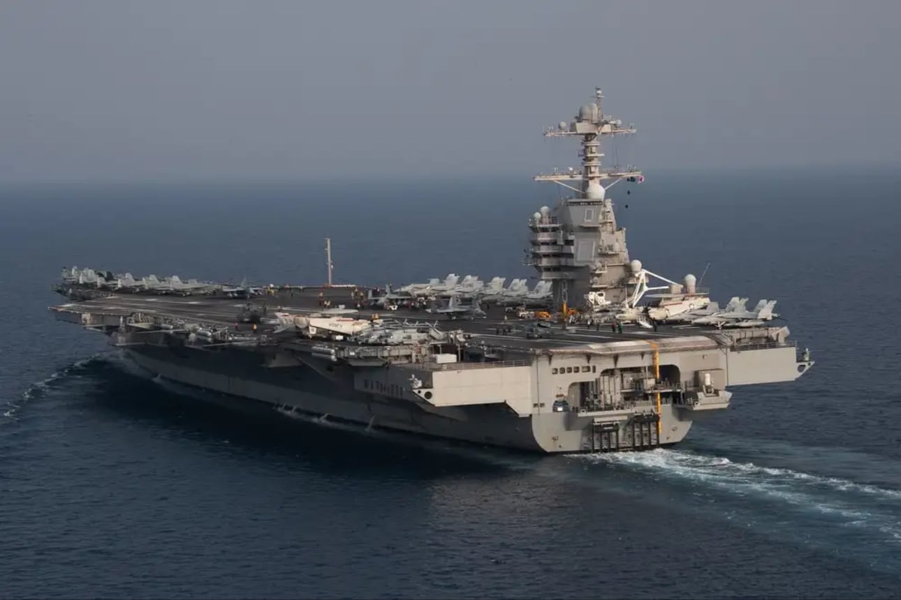 Porta-aviões USS Gerald Ford se dirige à Venezuela