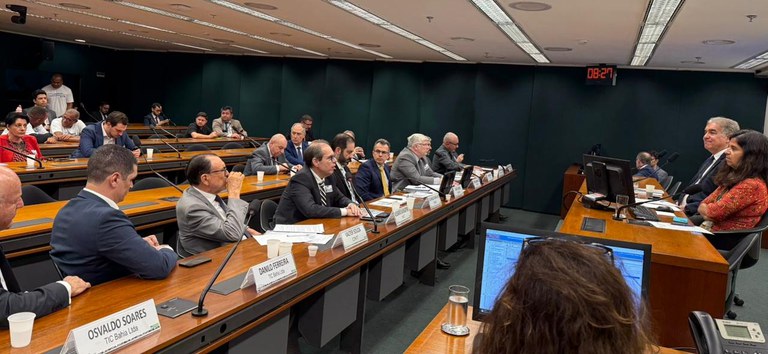 ANTT participa de debate na Câmara sobre projeto de lei que trata da substituição de vagões de carga — Agência Nacional de Transportes Terrestres