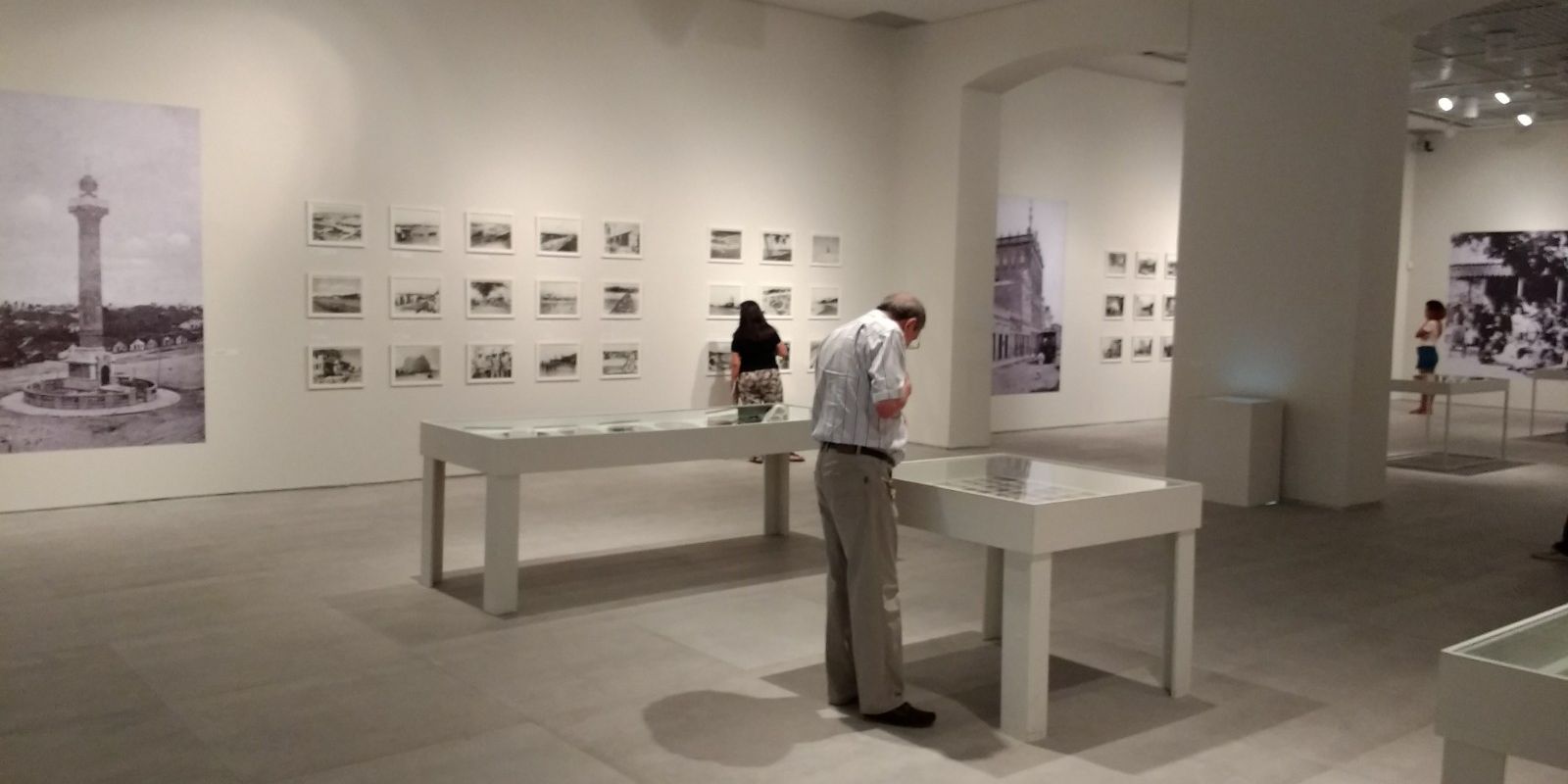 Exposição em Fortaleza retrata vida e obra de Antônio Poteiro