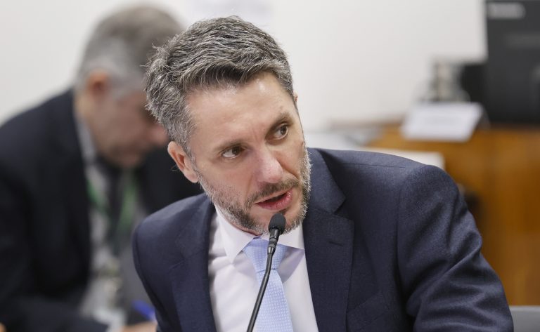 Comissão aprova aumento do limite máximo de ganho econômico para criador de inovação científica – Notícias