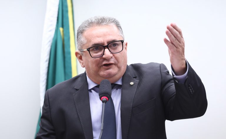 Comissão debate concurso público do Instituto Brasileiro de Informação em Ciência e Tecnologia – Notícias