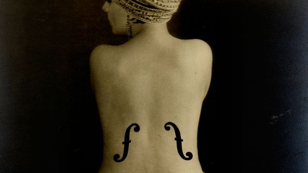 Por que há mais no icônico nu Le Violon d’Ingres de Man Ray do que parece