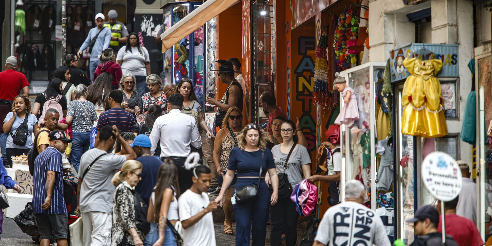 Dez estados e o DF têm menor desemprego registrado desde 2012