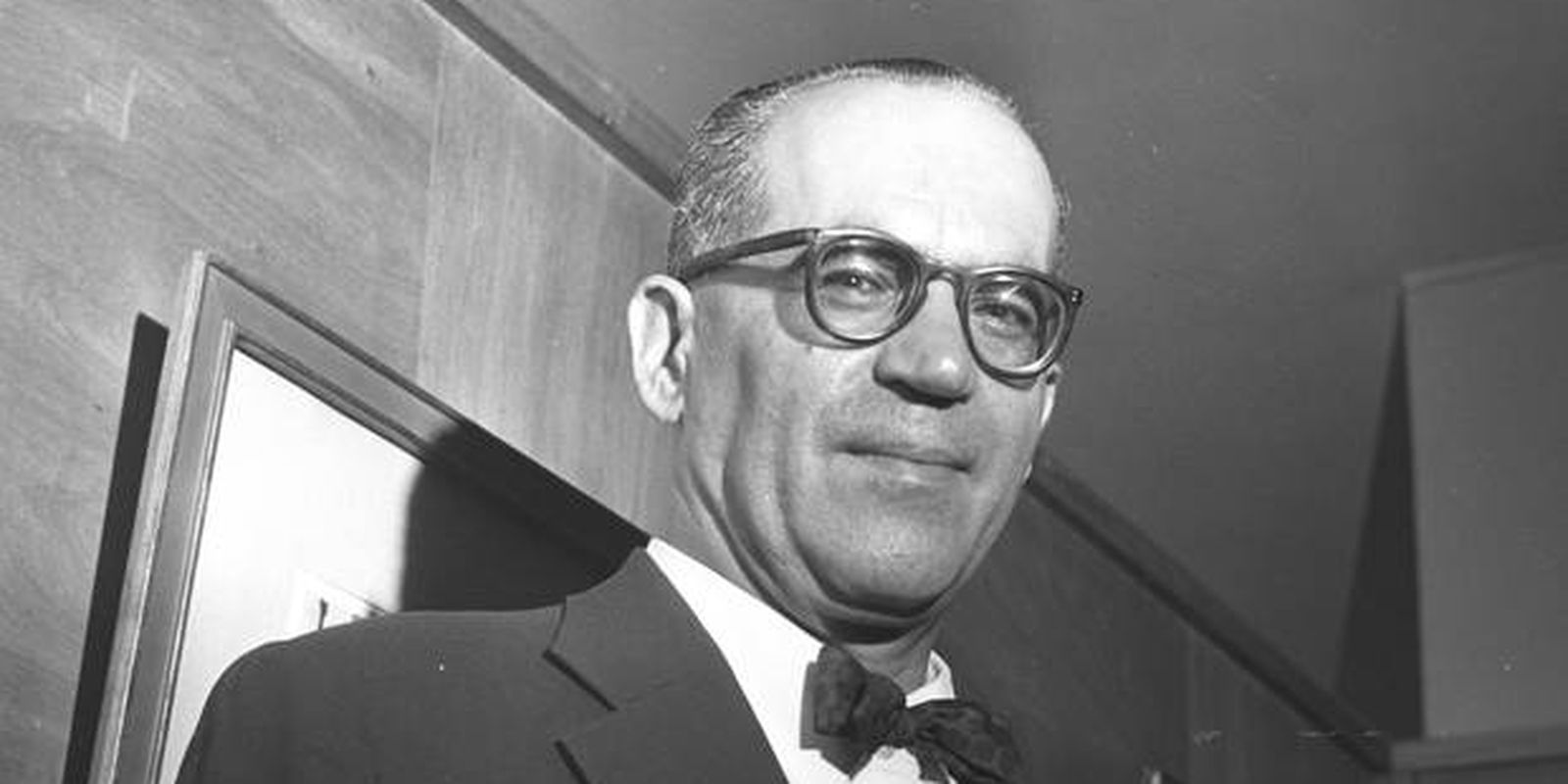 58 anos depois da morte, obra de Guimarães Rosa permanece atual