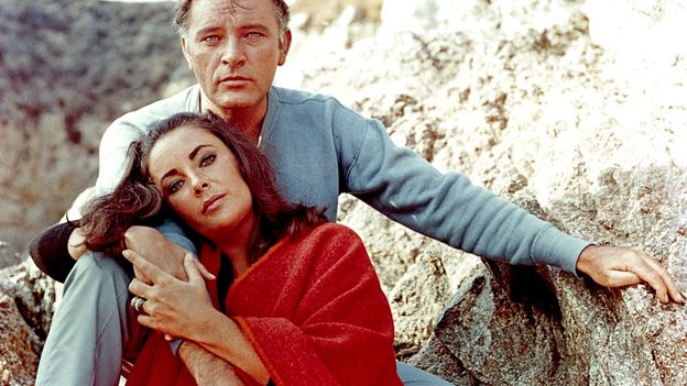 A história por trás do colapso da TV de Elizabeth Taylor em 1966