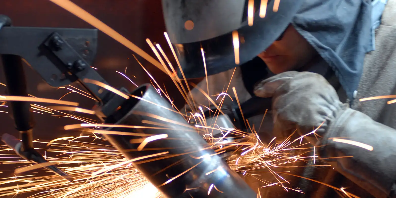 CNI: faturamento da indústria fica estagnado em 2025