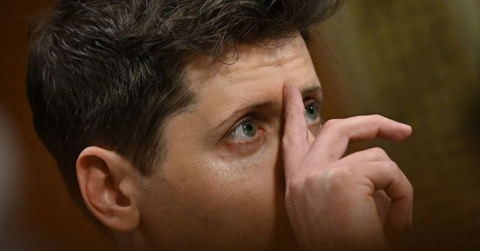 O novo empreendimento cerebral de Sam Altman, Merge Labs, sairá de uma organização sem fins lucrativos