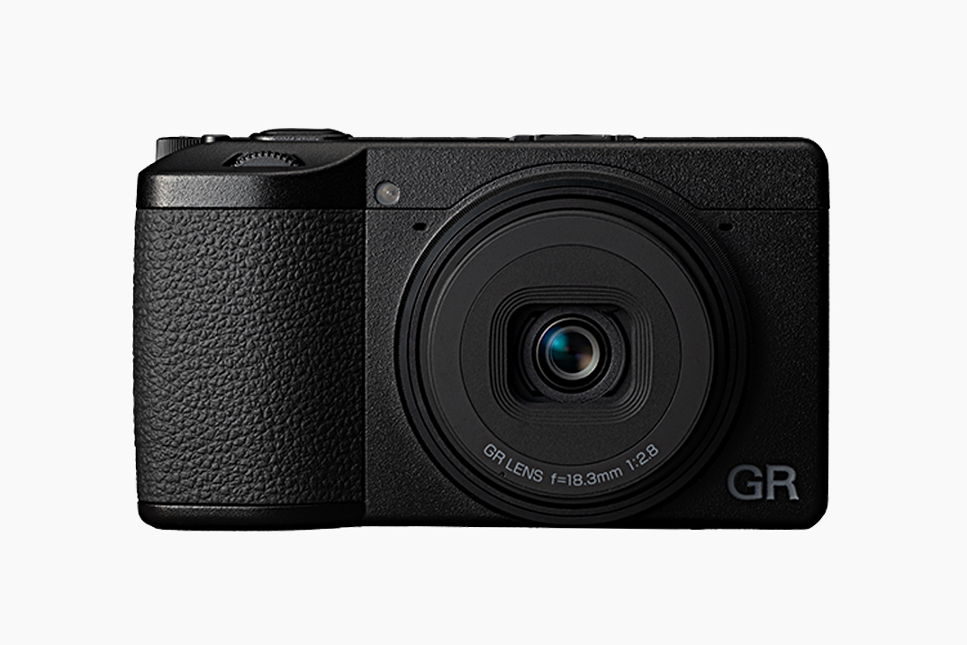 GR IV HDF da Ricoh traz efeitos vintage para seu lendário Pocket Shooter com um botão designado