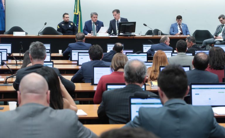 Comissão aprova LDO de 2026 com prazo para execução de 65% das emendas parlamentares – Notícias