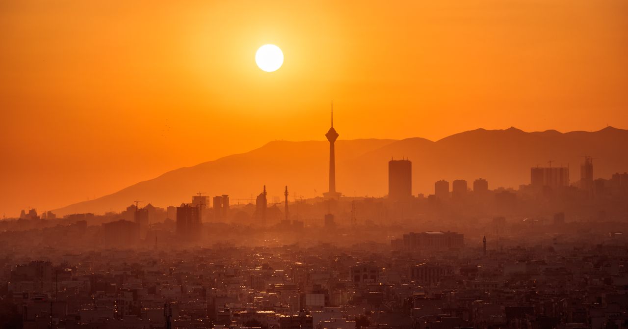 Por que Teerã está ficando sem água