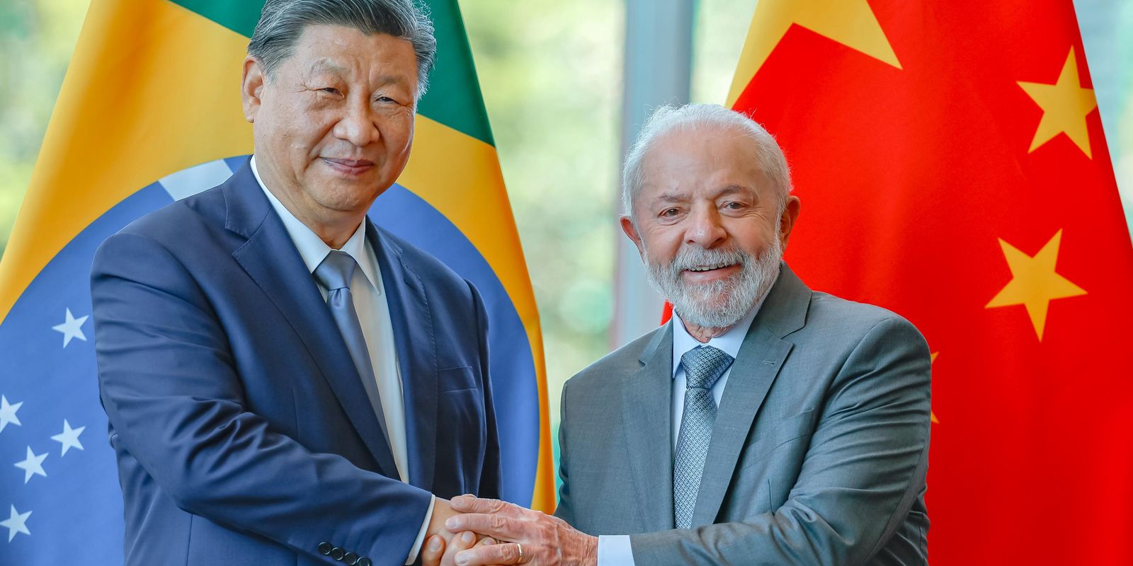 Xi Jinping garante a Lula apoio da China em tempos “turbulentos”
