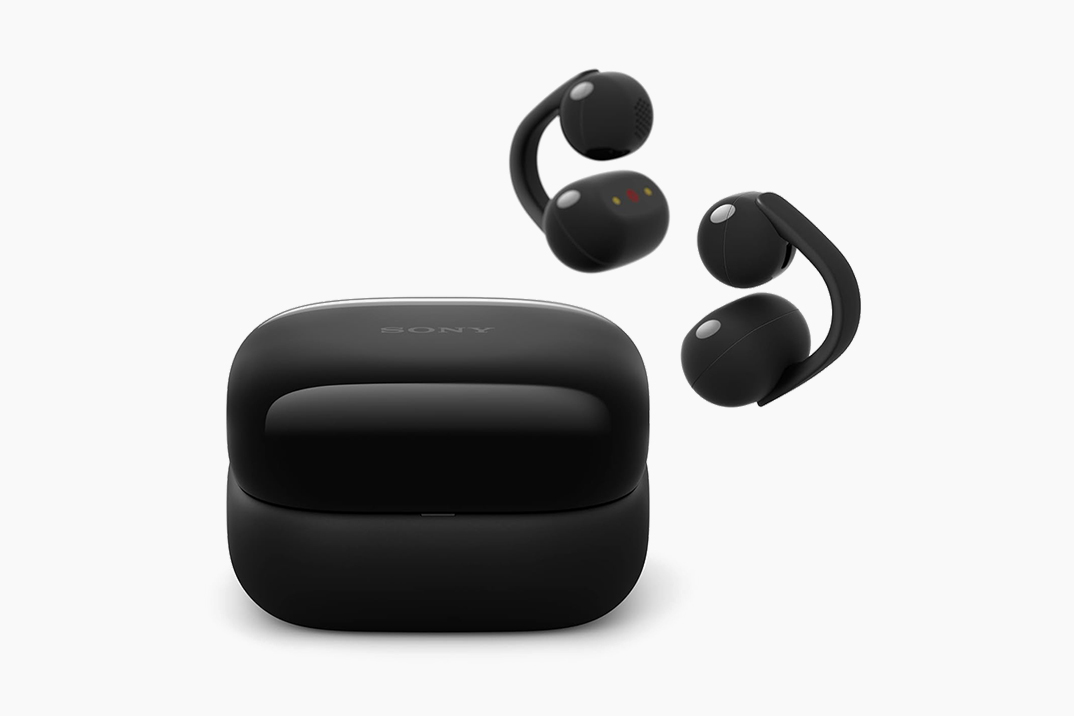 Sony lança seus primeiros fones de ouvido abertos com clipe para chamadas alimentadas por IA e bateria com duração de 37 horas