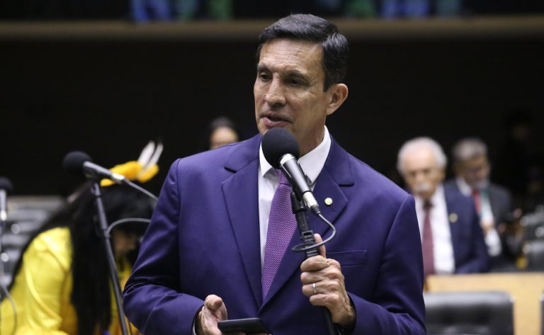 Comissão aprova estudo sobre impacto de tecnologias digitais no aprendizado escolar – Notícias