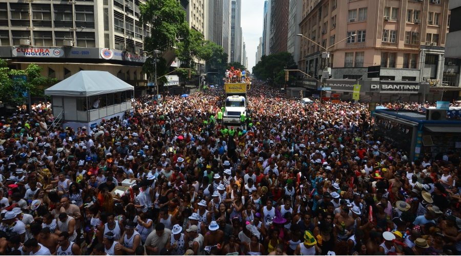 Embratur lança guia digital para facilitar experiências de turistas internacionais durante o Carnaval do Rio de Janeiro