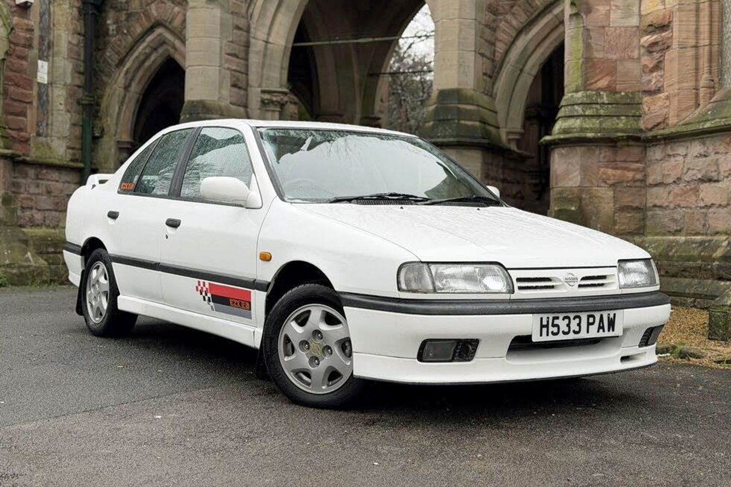 O único Nissan Primera eZX com MOT do Reino Unido está à venda