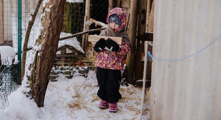 Destruição de fontes de energia na Ucrânia pode causar novo êxodo, diz agência